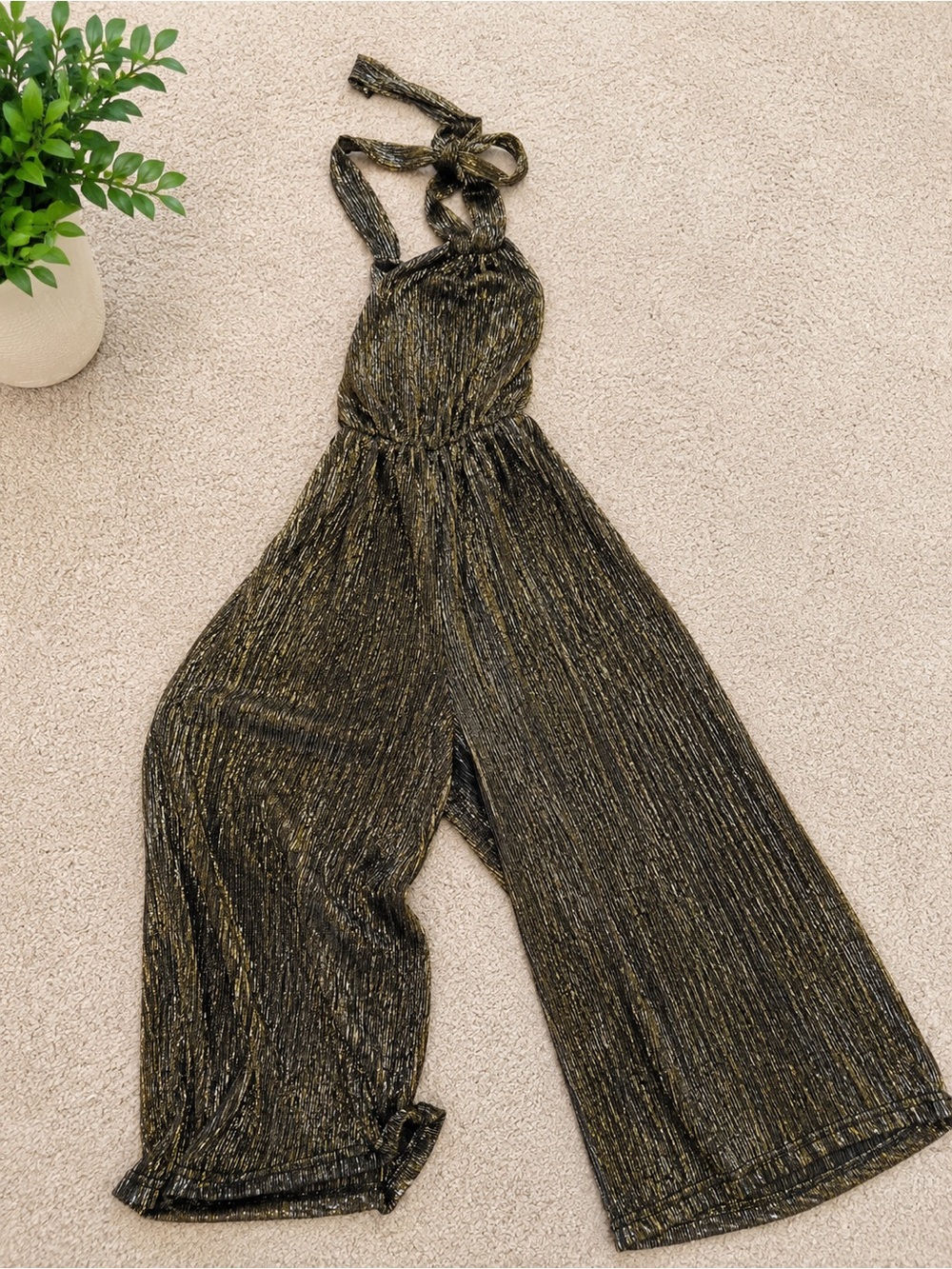 Lulu’s Metallic Black & Gold Halter Jumpsuit